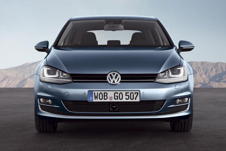  Volkswagen Golf TSI BlueMotion 2012 года  (фото 10 из 33)